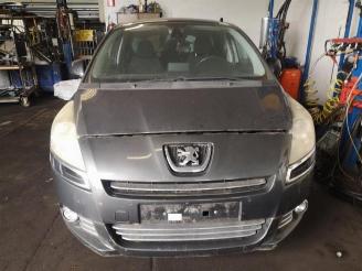 Vrakbiler auto Peugeot 5008 5008 I (0A/0E), MPV, 2009 / 2017 1.6 THP 16V 2009
