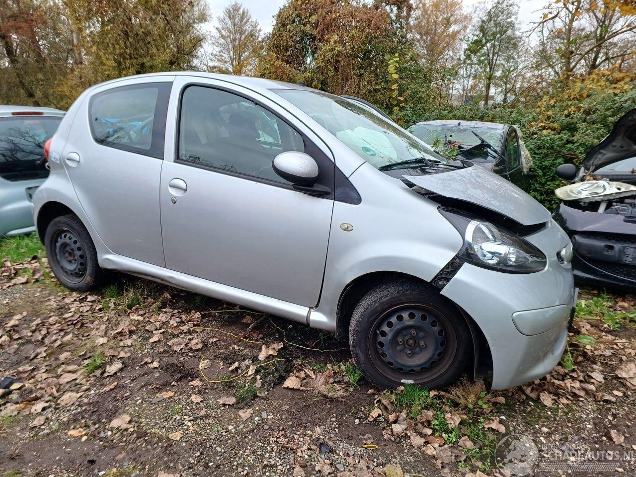 Toyota Aygo 1.0 12V