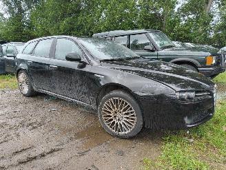 Salvage car Alfa Romeo 159 Sportwagon 2.2 JTS Business 2007/8