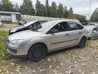 Auto da rottamare Ford Focus 1.6-16V Champion 2006/4
