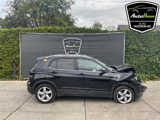 Vrakbiler auto Volkswagen T-Cross T-Cross, SUV, 2018 1.0 TSI 110 12V 2023/0
