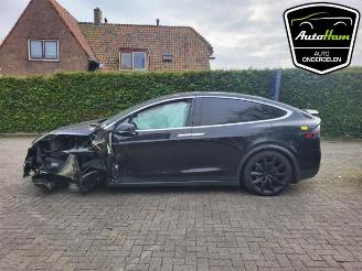Vrakbiler auto Tesla Model X Model X, SUV, 2013 100X 2018/11