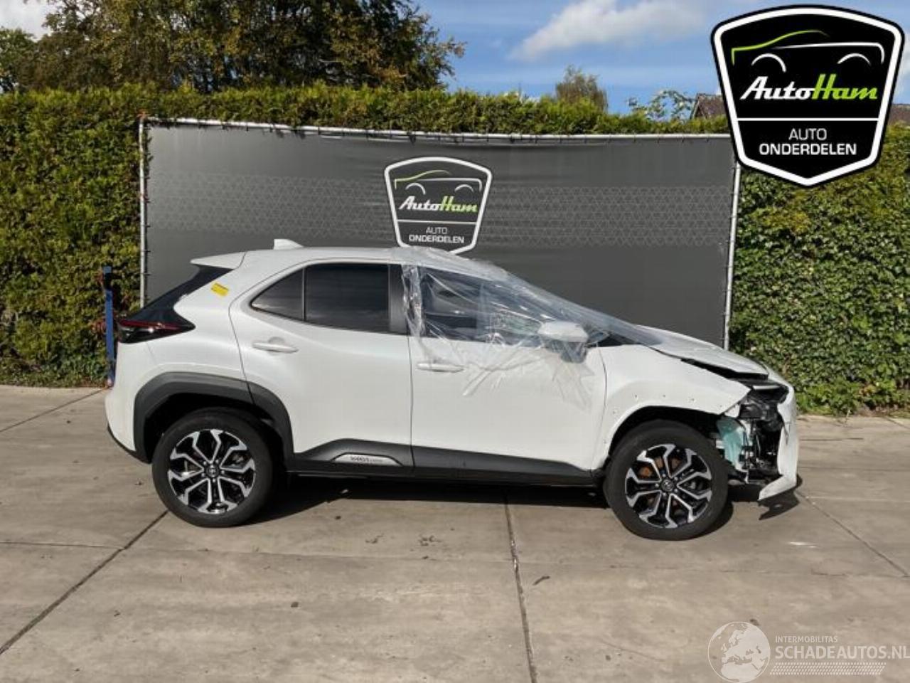 Toyota Yaris Cross Yaris Cross (PB1/PJ1), SUV, 2020 1.5 12V Hybrid 115