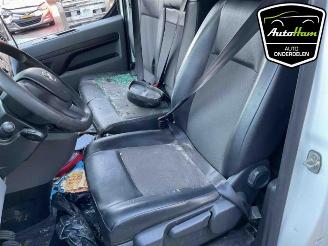 Toyota ProAce ProAce, Van, 2016 1.6 D-4D 95 16V Worker picture 12