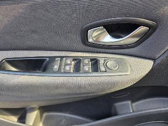Renault Grand-scenic 1.4 16V TCe 130 MPV  Benzine 1.397cc 96kW (131pk) FWD 2009-02/2016-09 (JZ0FA; JZ0FB; JZ1VA; JZ1VB; JZDVA) H4J700; H4JA7 picture 16