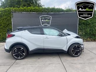 Vrakbiler auto Toyota C-HR C-HR (X1,X5), SUV, 2016 2.0 16V Hybrid 2023/6