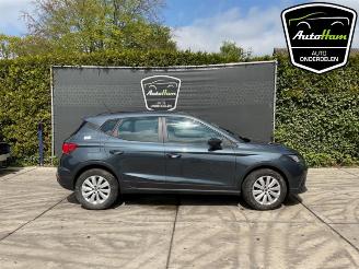 Coche siniestrado Seat Arona Arona (KJX), SUV, 2017 1.0 TSI 12V 2022/1