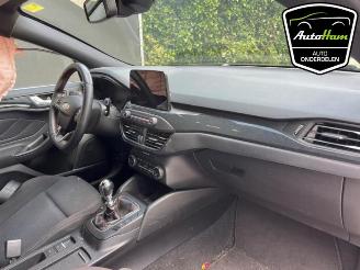 Ford Focus Focus 4 Wagon, Combi, 2018 1.0 Ti-VCT EcoBoost 12V 125 picture 15