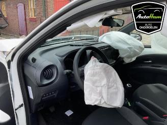 Toyota Aygo Aygo X, Hatchback, 2022 1.0 12V VVT-i picture 14