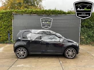 Volkswagen Up! Up! (121), Hatchback, 2011 1.0 12V 60 picture 1