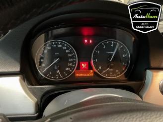 BMW 3-serie 3 serie (E93), Cabrio, 2006 / 2013 320i 16V picture 35