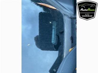 Renault Captur Captur (2R), SUV, 2013 1.2 TCE 16V EDC picture 15