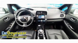 Nissan Leaf Leaf (ZE0), Hatchback, 2010 / 2017 Leaf picture 2