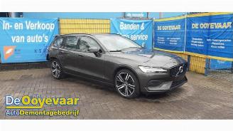 Dezmembrări autoturisme Volvo V-60 V60 II (ZW), Combi, 2018 2.0 B3 16V Mild Hybrid Geartronic 2021/1