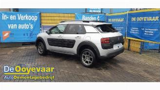 Coche siniestrado Citroën C4 cactus C4 Cactus (0B/0P), Hatchback 5-drs, 2014 1.2 PureTech 82 12V 2015/4