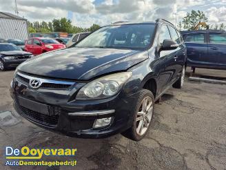 Salvage car Hyundai I-30 i30 Crosswagon (WWH), Combi, 2007 / 2012 2.0 CVVT 16V 2009/6