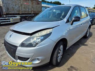 Purkuautot passenger cars Renault Scenic Scenic III (JZ), MPV, 2009 / 2016 2.0 16V CVT 2012/1