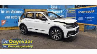 Auto da rottamare Volkswagen Tiguan Tiguan (AD1), SUV, 2016 / 2024 2.0 TSI 16V 4Motion 2017/7