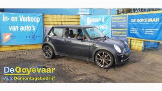 Auto da rottamare Mini Cooper Mini One/Cooper (R50), Hatchback, 2001 / 2007 1.6 16V Cooper 2005/7