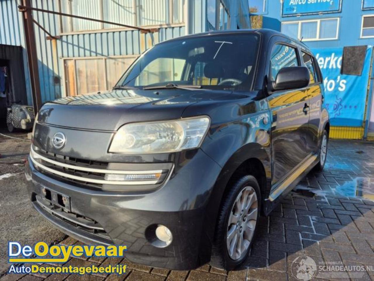 Daihatsu Materia Materia, Hatchback, 2006 / 2011 1.3 16V