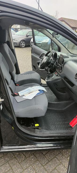 Peugeot Partner Peugeot Partner klima 3 sitse picture 14