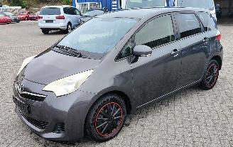 Unfallwagen Toyota Verso S Toyota Verso-S Life 2014/5