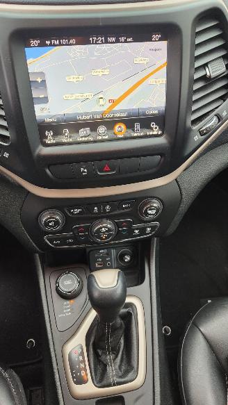 Jeep Cherokee Jeep Cherokee Longitude 4WD picture 12