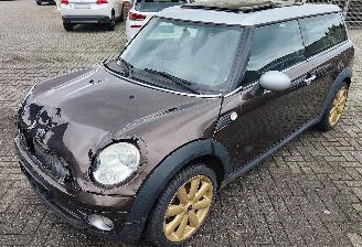 uszkodzony samochody osobowe Mini Clubman MINI COOPER Clubman Cooper 2009/9