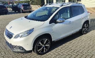 Voiture accidenté Peugeot 2008 Peugeot 2008 Allure navi 86237 km lichte schade 2016/4