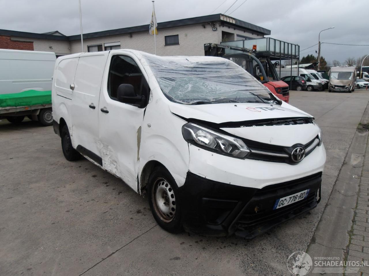 Toyota Proace 