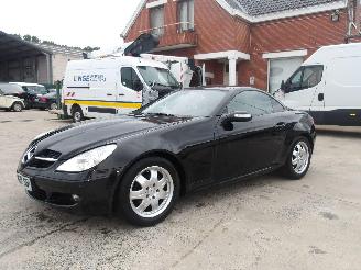 Coche accidentado Mercedes SLK  2004/6