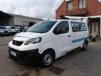 uszkodzony samochody ciężarowe Peugeot Expert  2021/9