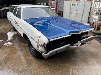 krockskadad bil auto Ford USA QX70 Ranche wagon 500 V8 1971/1