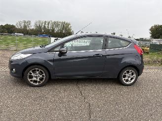 Ford Fiesta 1.25 Titanium airco picture 4