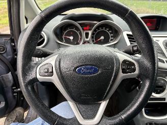 Ford Fiesta 1.25 Titanium airco picture 14