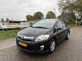 uszkodzony samochody osobowe Toyota Auris 1.8 Full Hybrid Business 2012/3