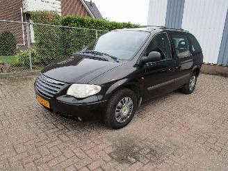 Damaged car Chrysler Voyager 2.4i Navi Clima 7-Pers. Nw APK 2007/1