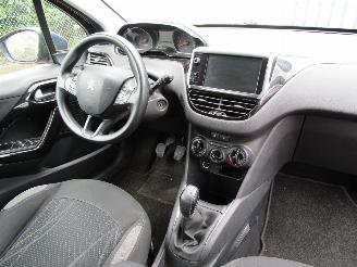 Peugeot 208 1.2 VTI Navi Airco 131.000 KM picture 12