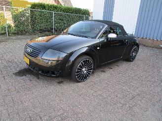 skadebil auto Audi TT 1.8 5V Turbo 224 PK Quattro Cabrio 6-Bak 2002/10