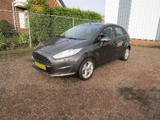 krockskadad bil auto Ford Fiesta 1.5 TDCI Navi Airco 5-Drs 2015/12