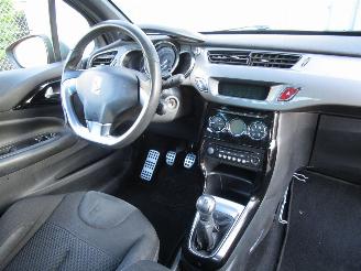 Citroën DS3 1.2 VTI Clima Radio/CD picture 16