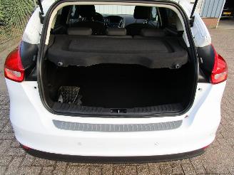 Ford Focus 1.0 Titanium Navi Clima 6-Bak picture 15