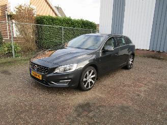  Volvo V-60 2.4 D6 AWD Hybride Schadevrij 2013/9