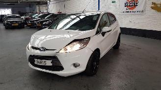 Ford Fiesta 1.4 16V  BENZ 1.388CC 71KW 97PK 2010/8