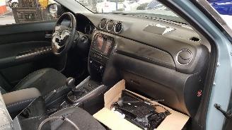 Suzuki Vitara 1.5 16V DUALJET HYBRID SUV AUT ELEKTRISCH BENZ 1.462CC 85KW 116PK picture 7