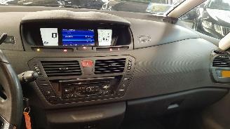 Citroën C4-picasso 1.6 16V THP AUTOMAAT MPV  BENZ 1.598CC 115KW 156PK picture 11