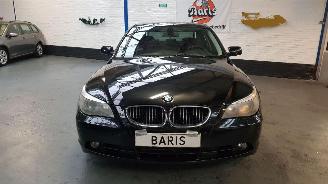 BMW 5-serie 525i 24V SEDAN 4DRS AUT BENZ 2.495CC 141KW 192PK picture 2
