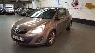 skadebil auto Opel Corsa 1.4 16V TWINPORT  BENZ 1.398CC 74KW 101PK 2014/8