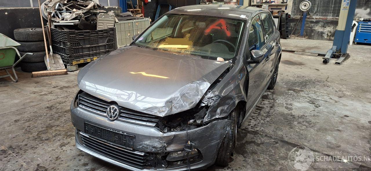 Volkswagen Polo 1.0 Comfortline