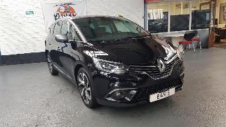 Damaged car Renault Grand-scenic 1.5 ENERGY DCi AUT MPV  DSL 1.461CC 81KW 110PK 2017/11